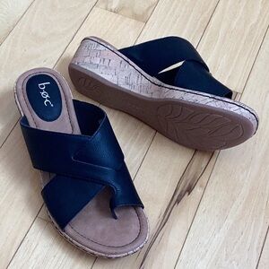b.o.c. Women's Black sunny cork Wedge Sandals. Size 9